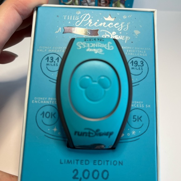 Disney Princess Half Marathon Weekend Limited Edition MagicBand - Picture 3 of 7